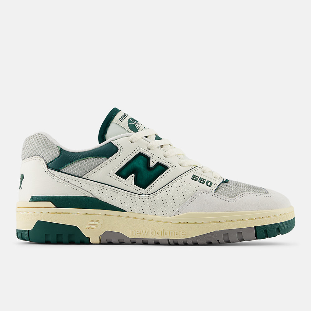 New Balance 550 Shoes Sea Salt with Marsh Green